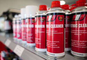 Mowon- korjaamokemikaalit